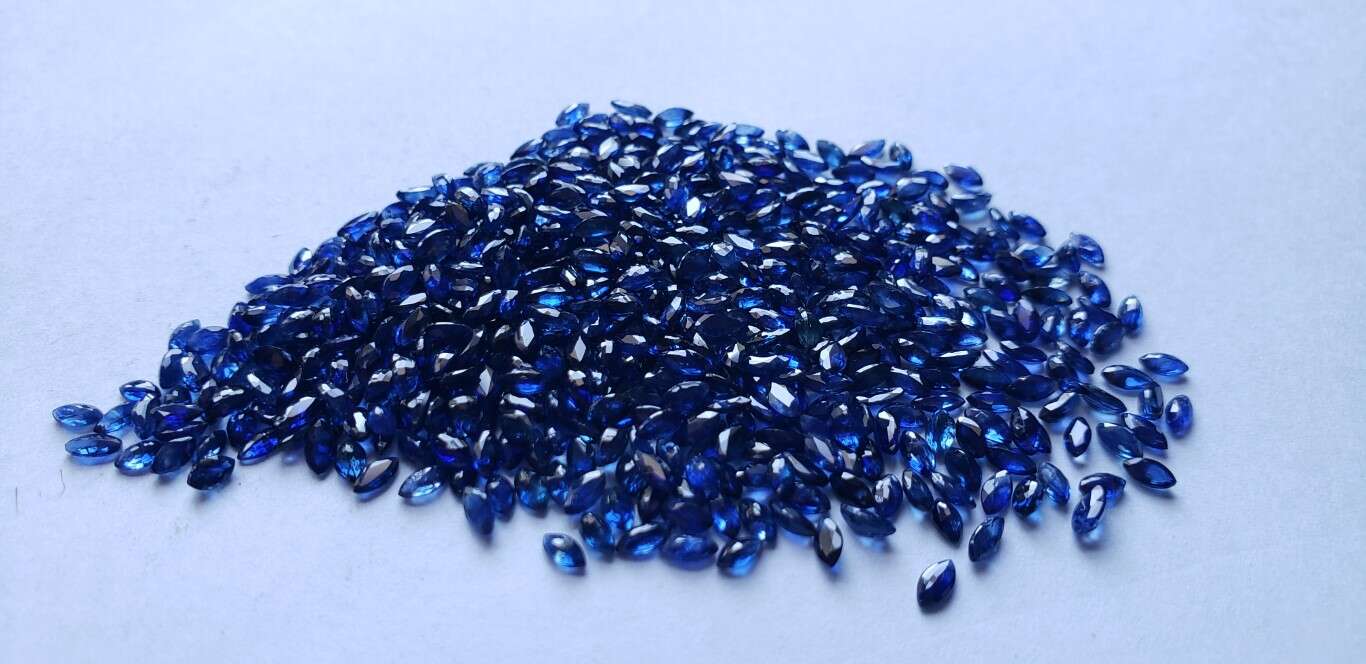Blue Sapphire Marquise: 3.5mm x 2mm