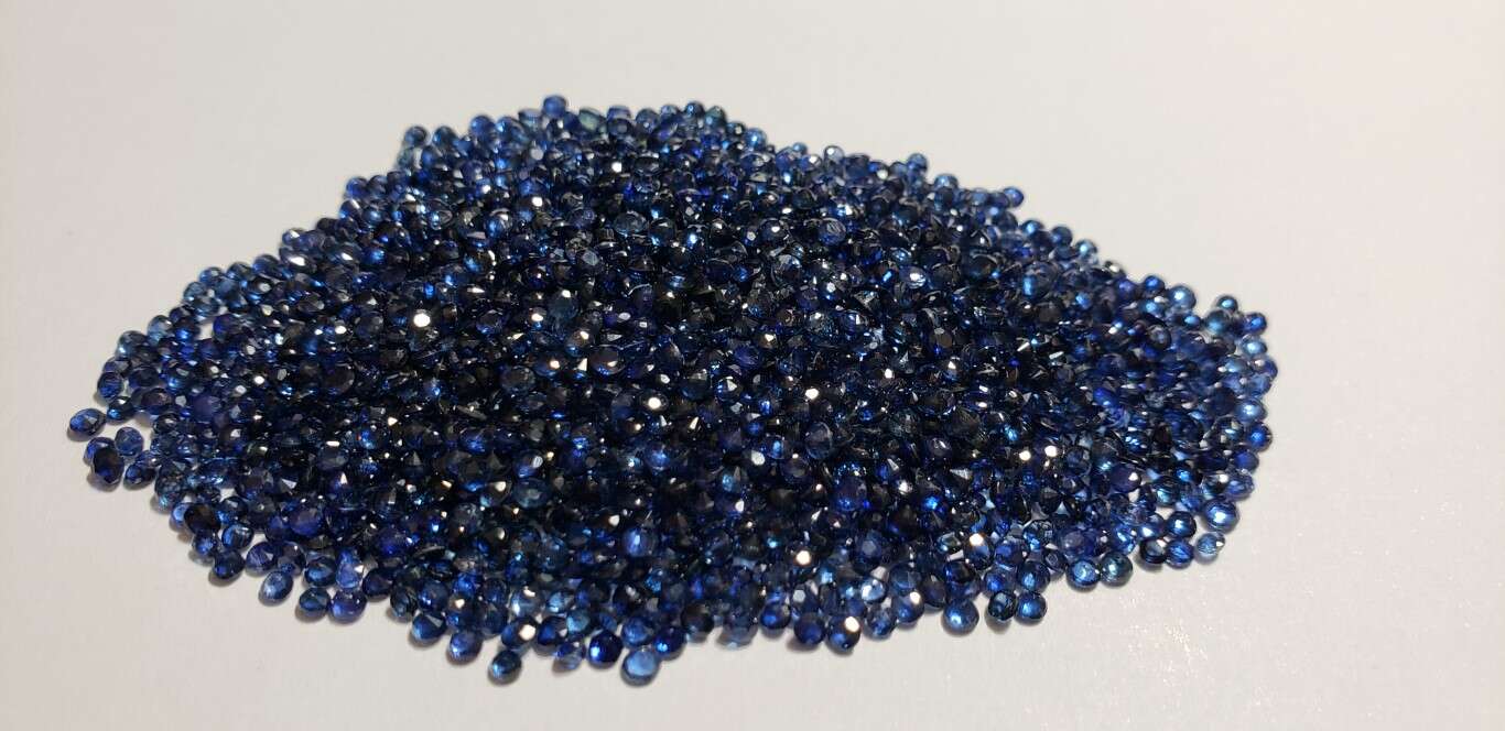 Blue Sapphire Round: 2mm - 2.5mm