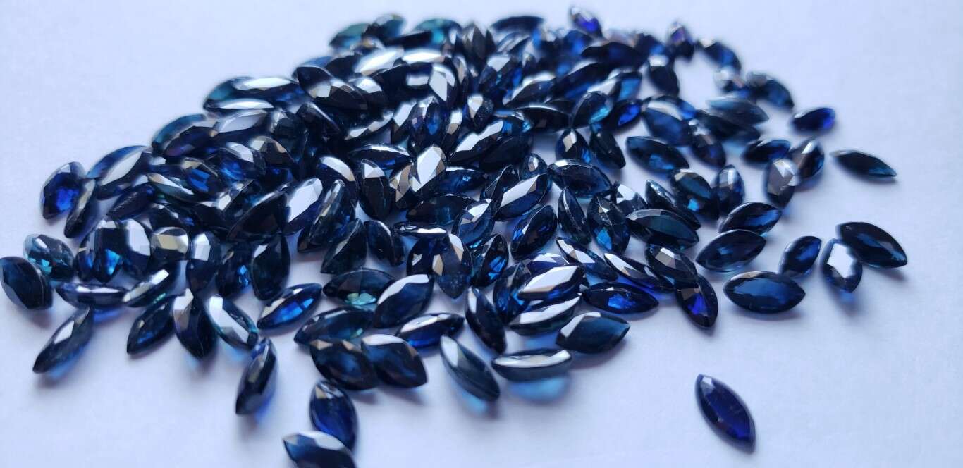 Blue Sapphire Marquise: 8mm x 4mm