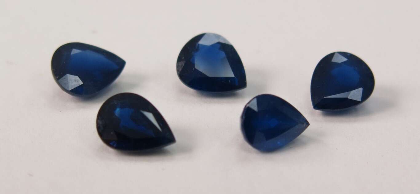 Blue Sapphire Pear: 8mm x 6mm