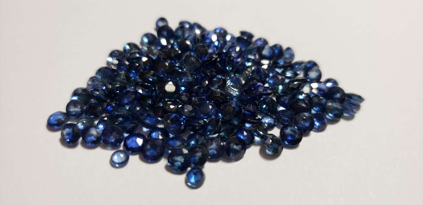 Blue Sapphire Round: 3.5mm - 4mm