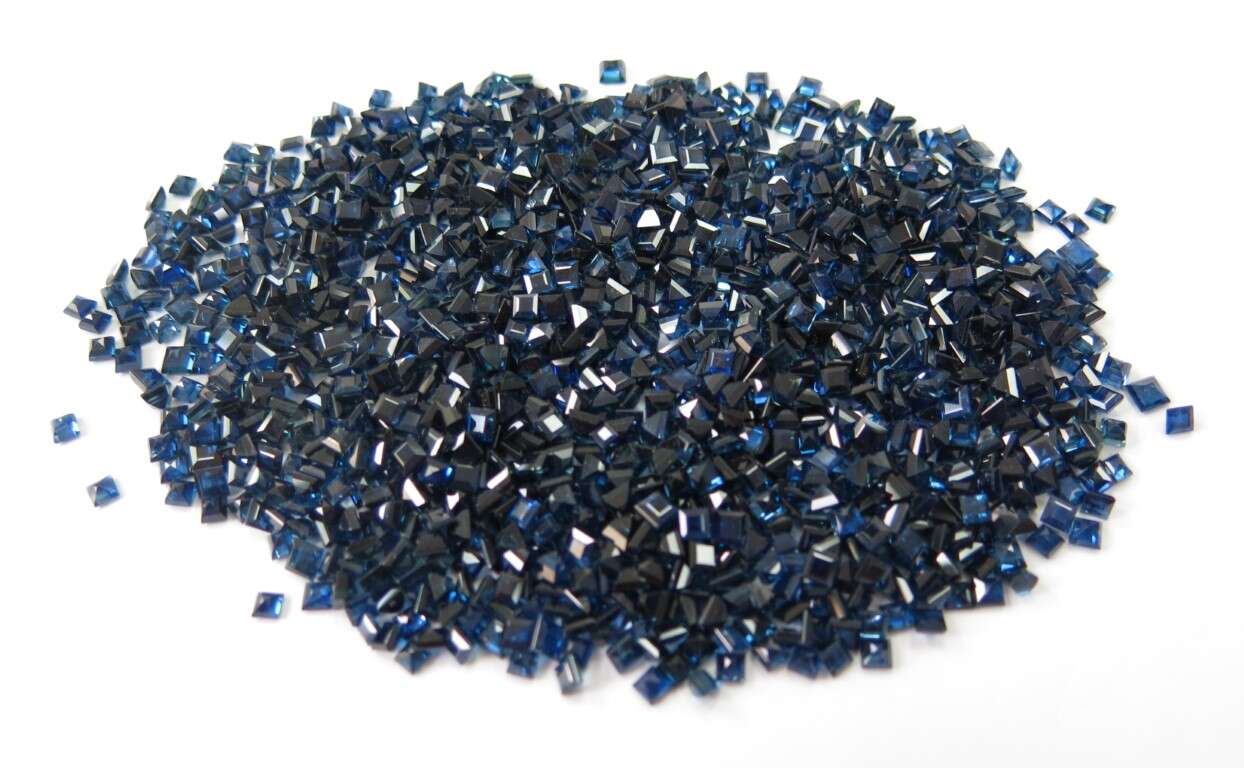 Blue Sapphire Square Cut: 2.5mm - 3mm