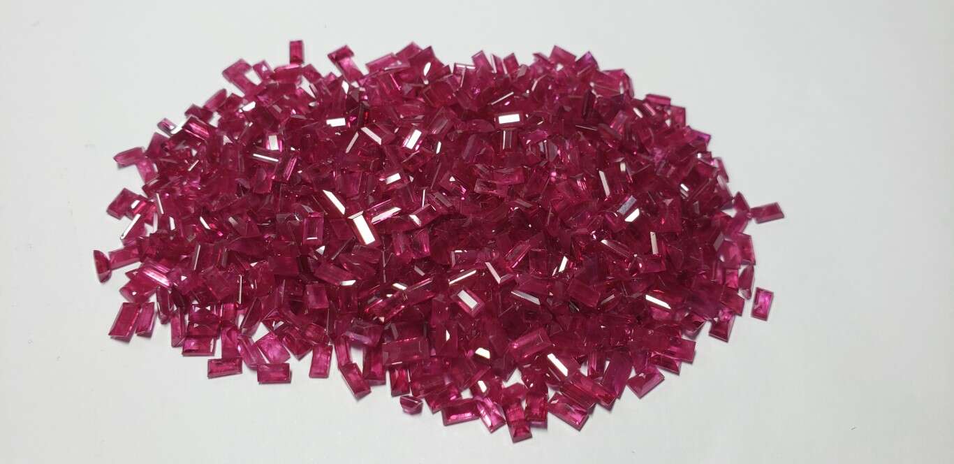 Ruby Baguette: 4.5mm x 2.5mm
