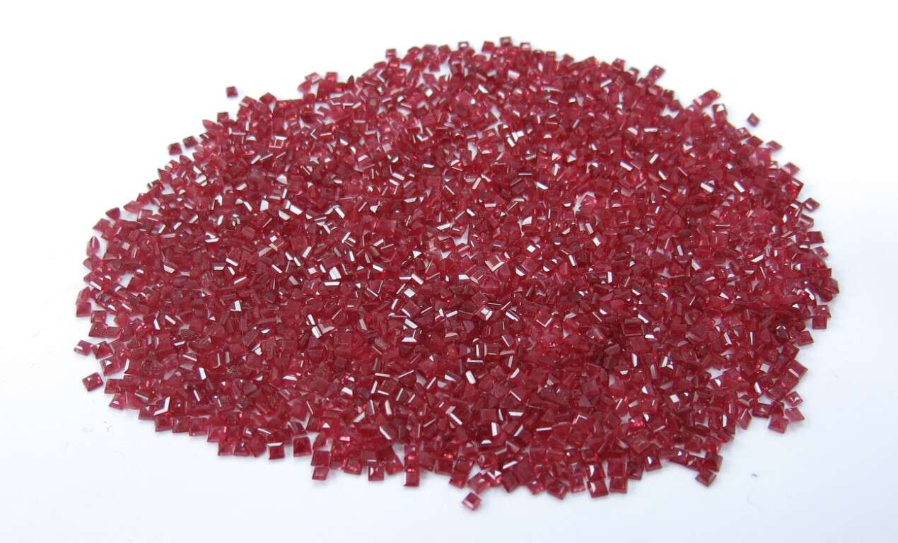 Ruby Square: 2mm - 2.5mm