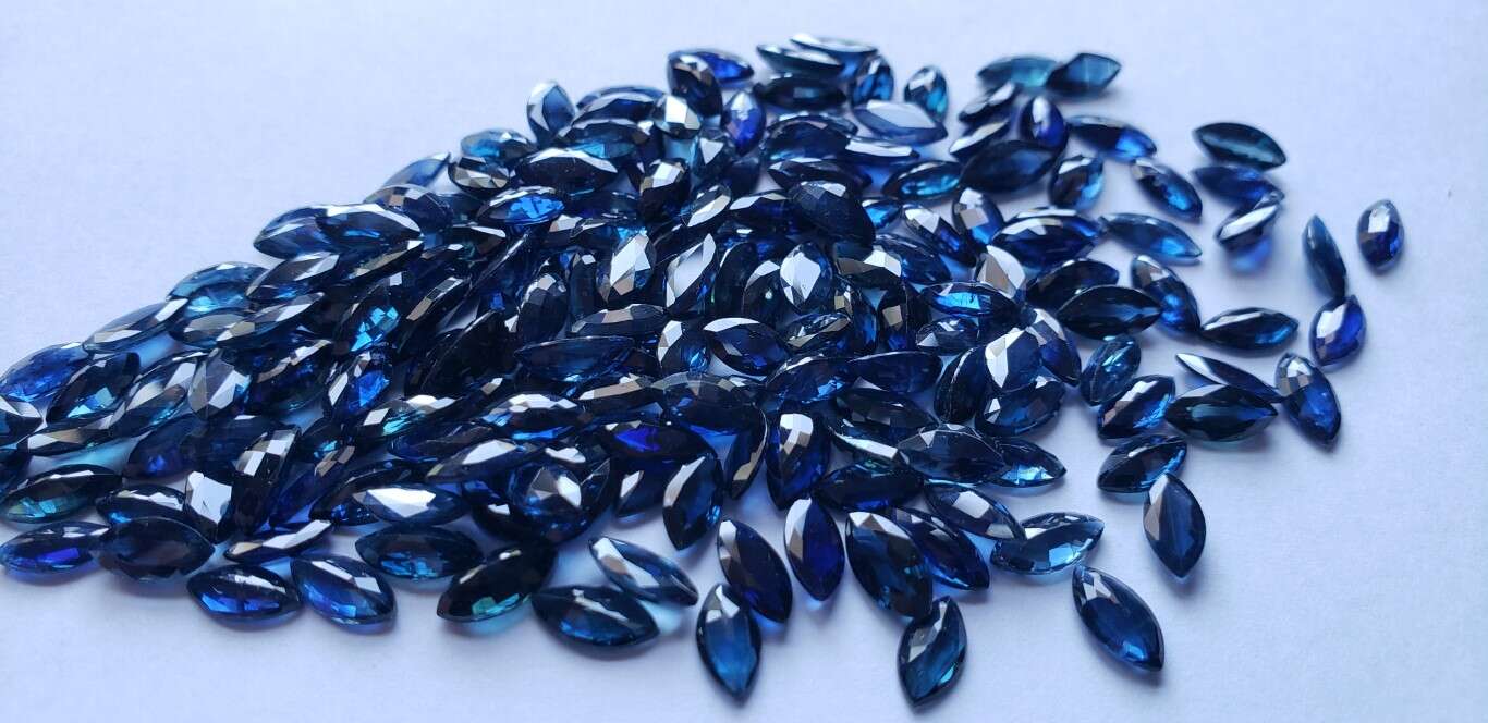 Blue Sapphire Marquise: 8mm x 4mm