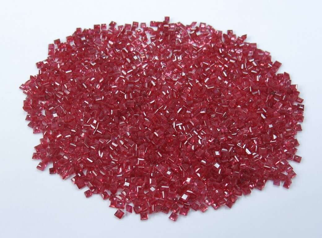 Ruby Square: 2mm - 2.5mm