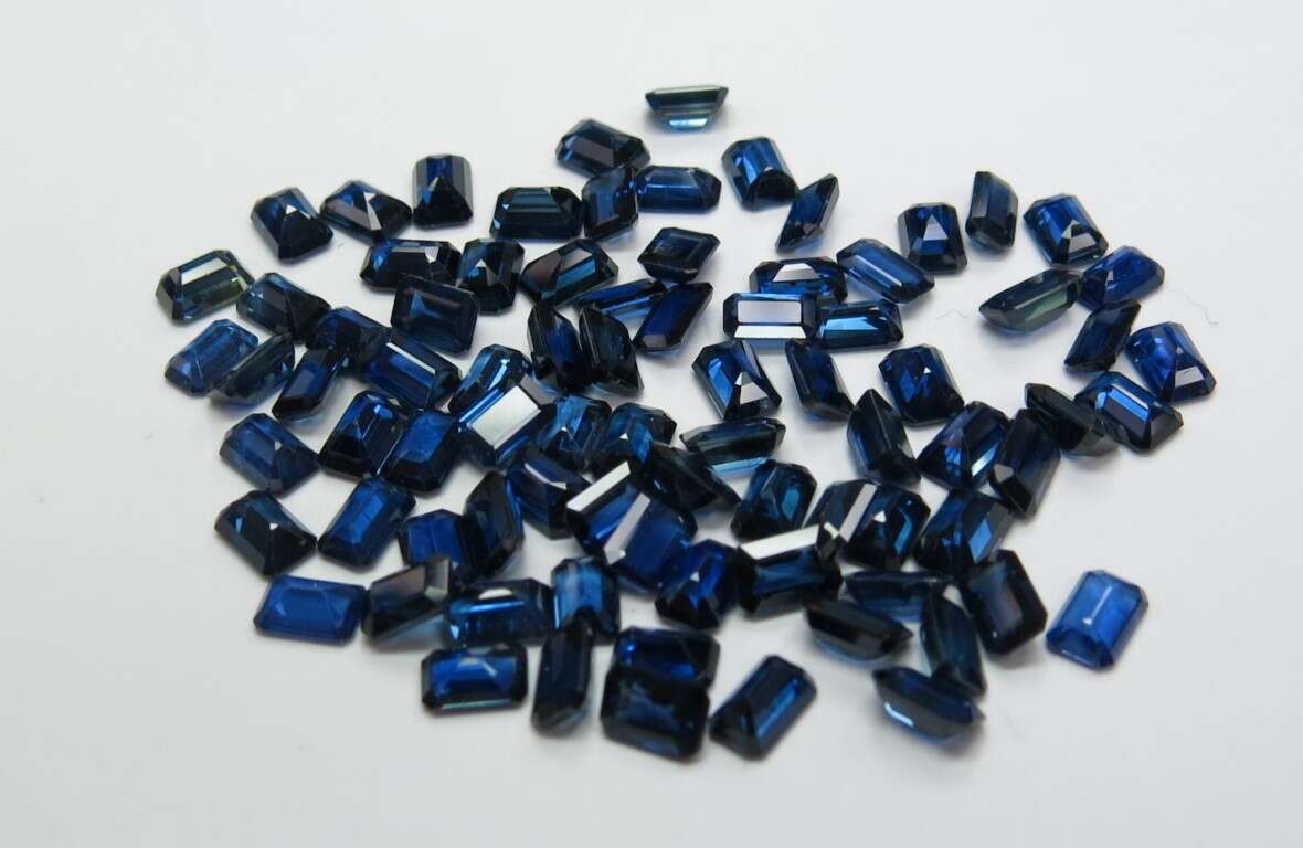 Blue Sapphire Octagon: 6mm x 4mm