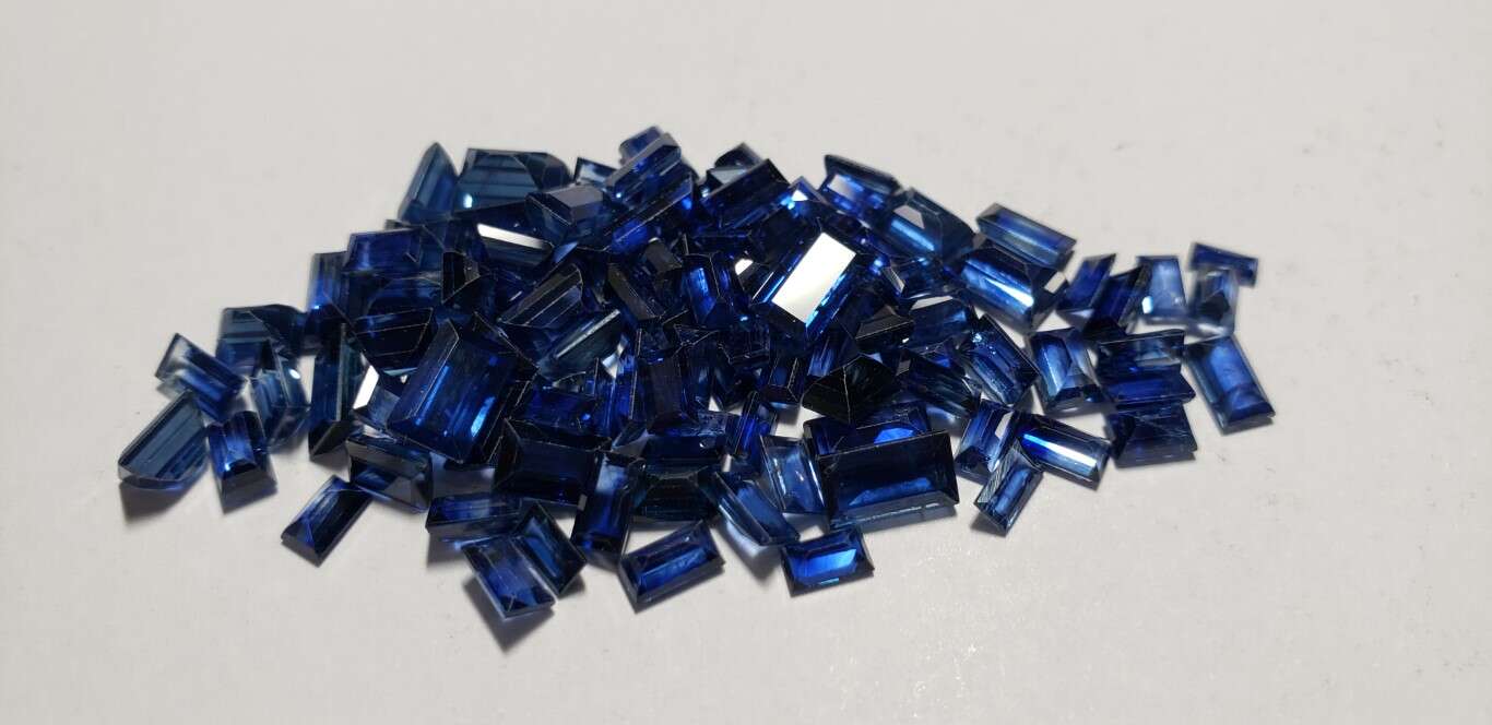 Blue Sapphire Baguette: Mix