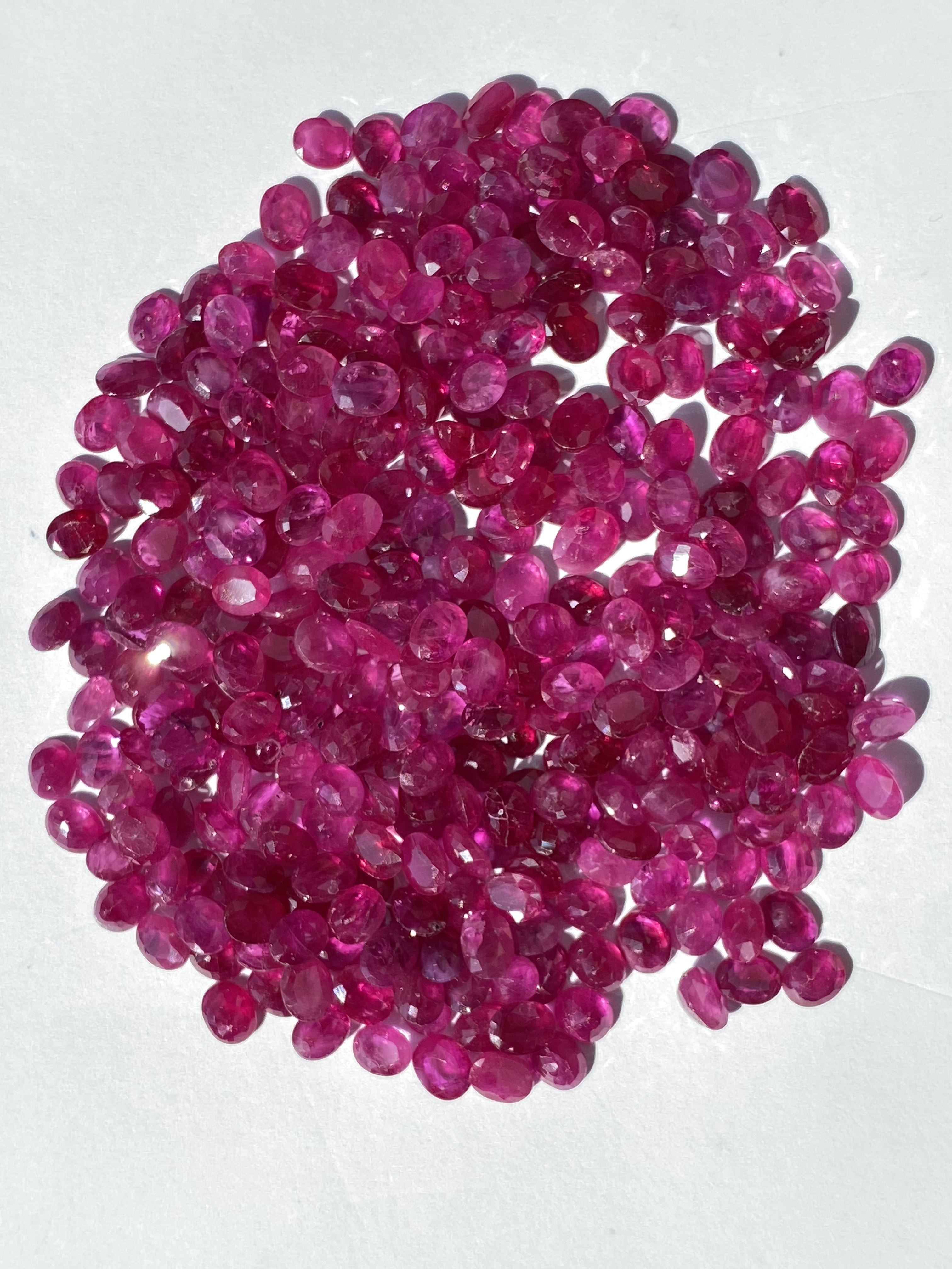 Ruby-Oval: 4.5mm x 3.5mm