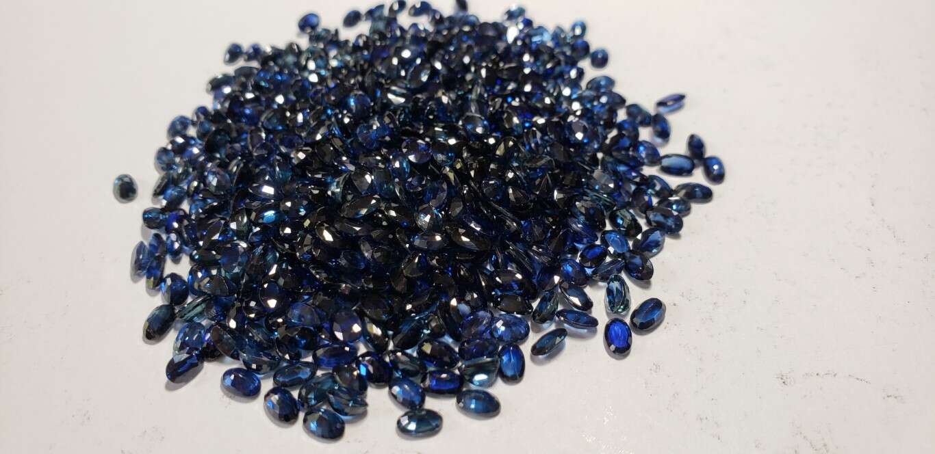 Blue Sapphire Oval: 5mm x 3mm