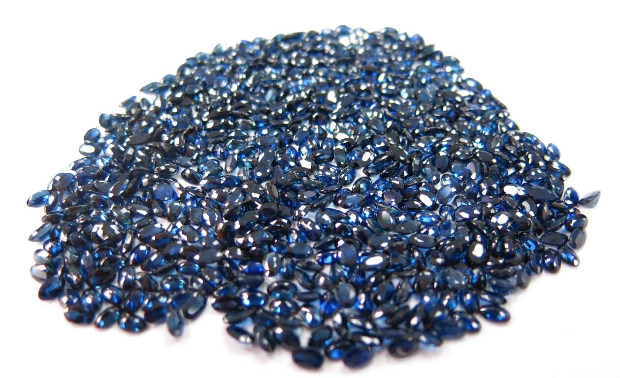 Blue Sapphire Oval: 5mm x 3mm