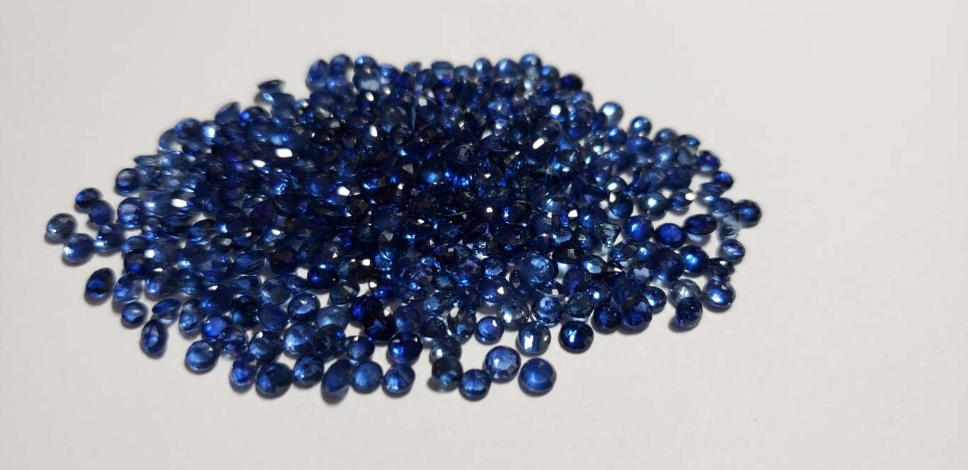 Blue Sapphire Round: 3mm - 3.5mm