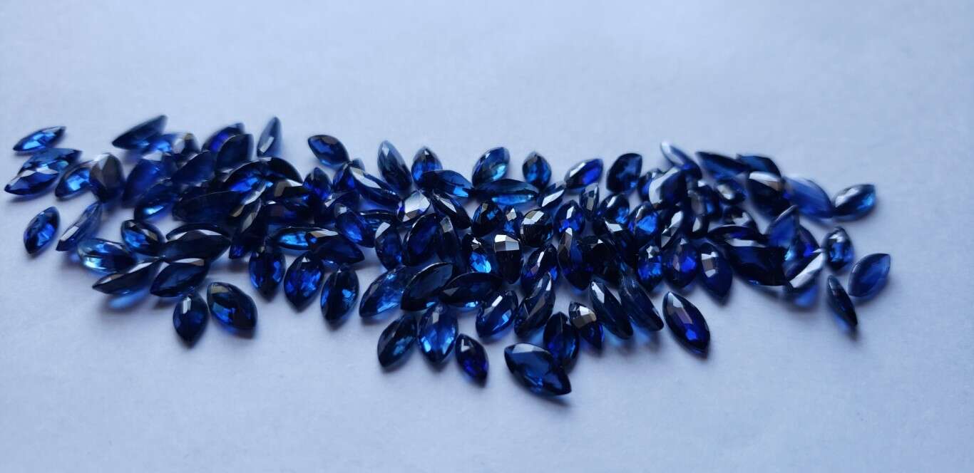Blue Sapphire Marquise: 8mm x 4mm