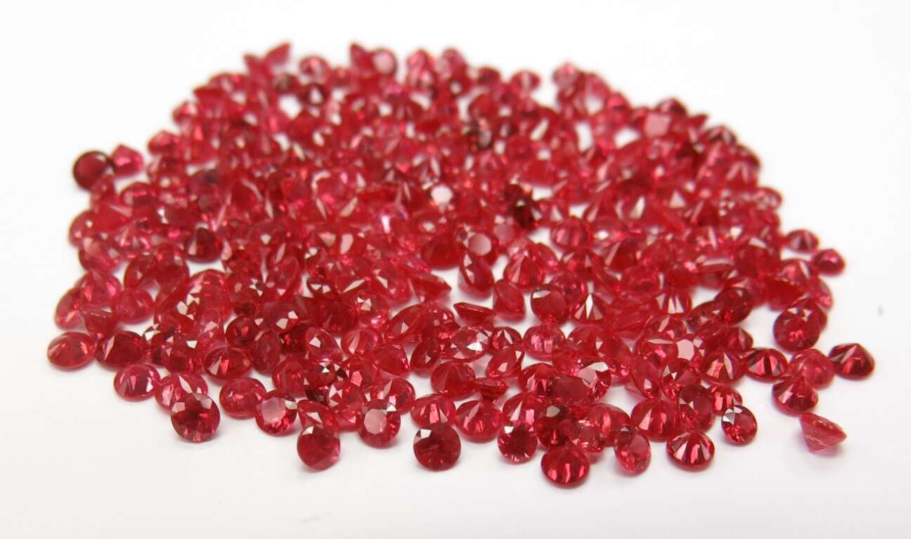 Ruby Diamond Cut: 3mm - 3.5mm