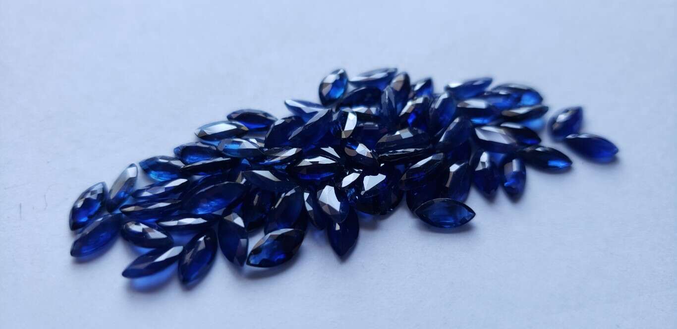 Blue Sapphire Marquise: 7mm x 3.5mm