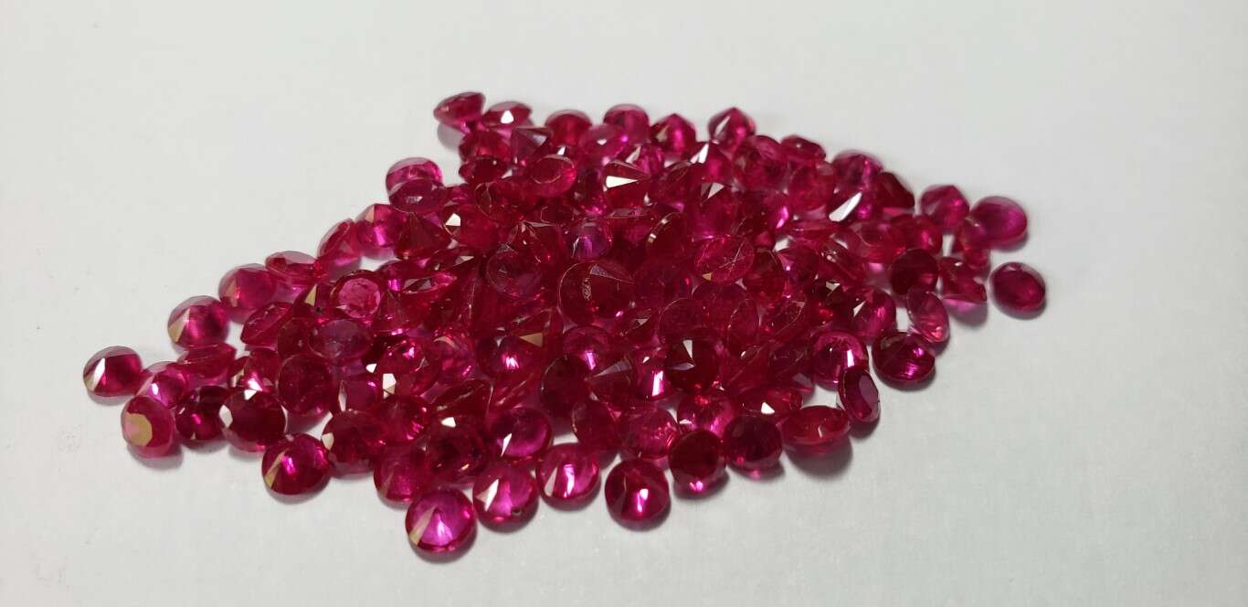 Ruby Diamond Cut: 3mm - 4mm