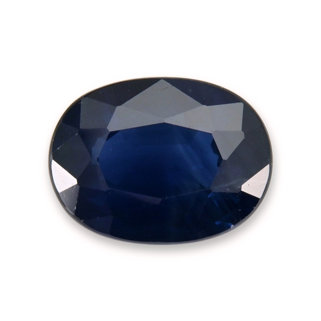 Sapphire Oval: 1.67ct