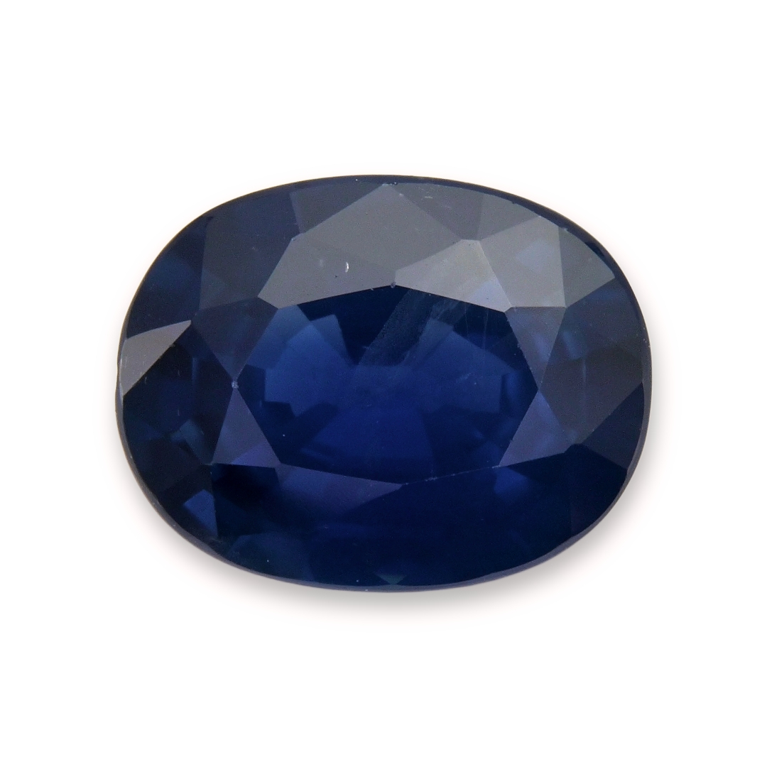 Sapphire Oval: 1.42ct