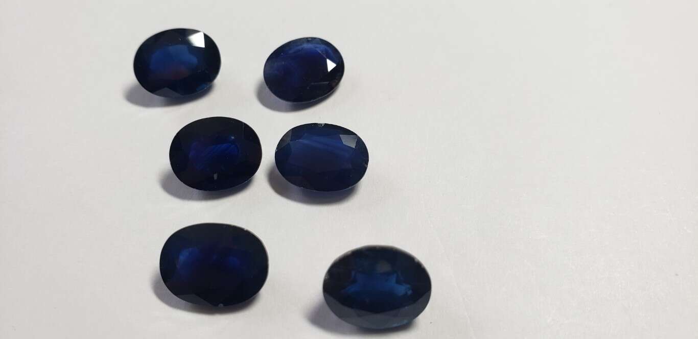 Blue Sapphire-Oval: 12mm x 10mm