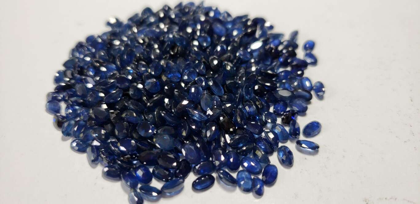 Blue Sapphire Oval: 5mm x 3mm