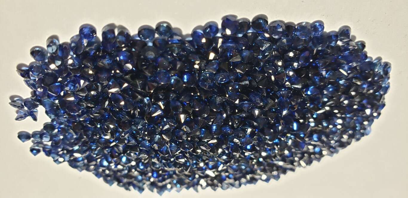 Blue Sapphire Diamond Cut: 2.7mm - 2.9mm