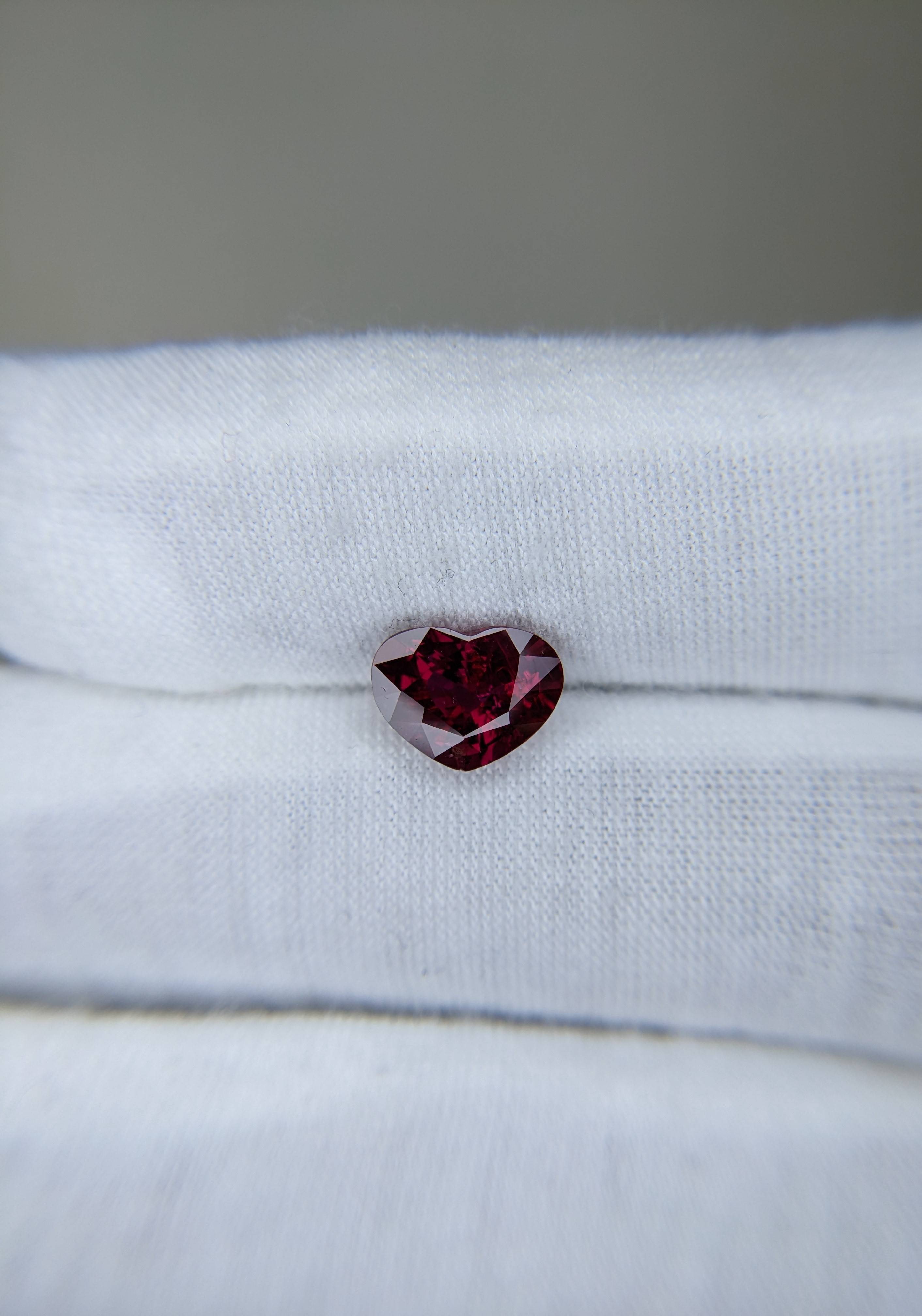 Ruby Heart: 2.51ct