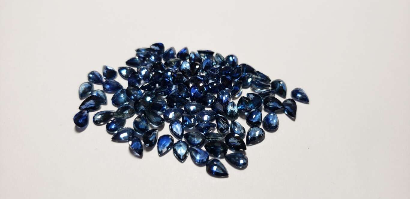 Blue Sapphire Pear: 6mm x 4mm
