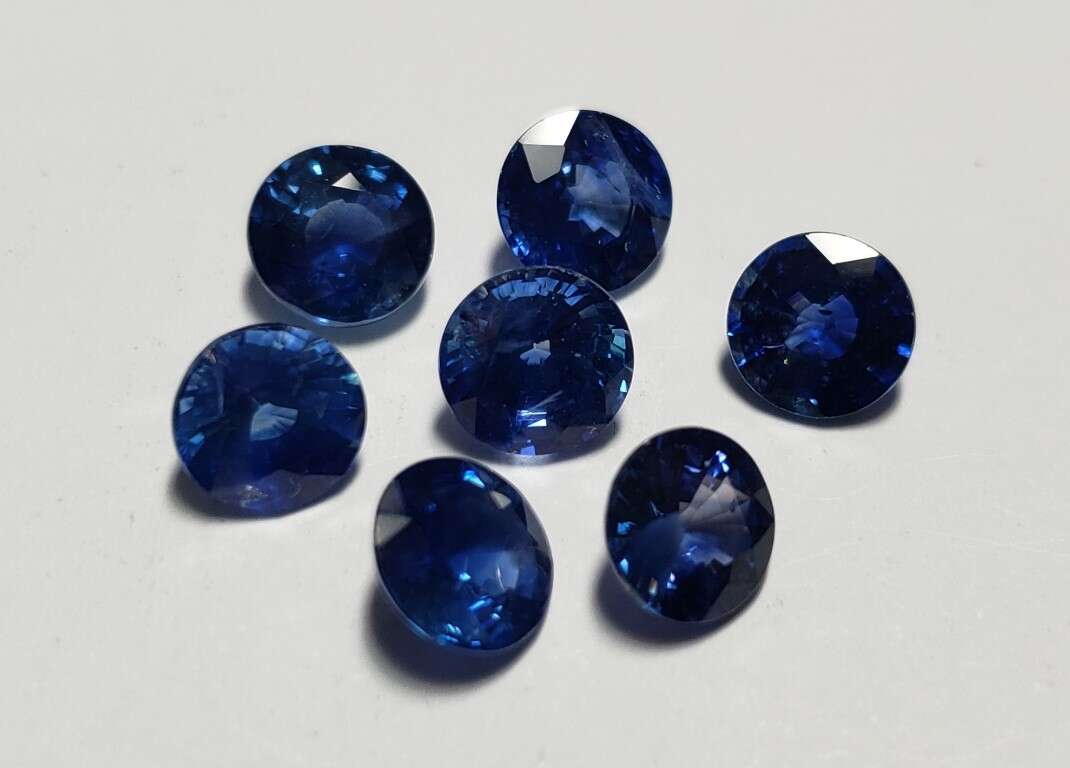 Ceylon Blue Sapphire Round: 6.5mm - 7mm