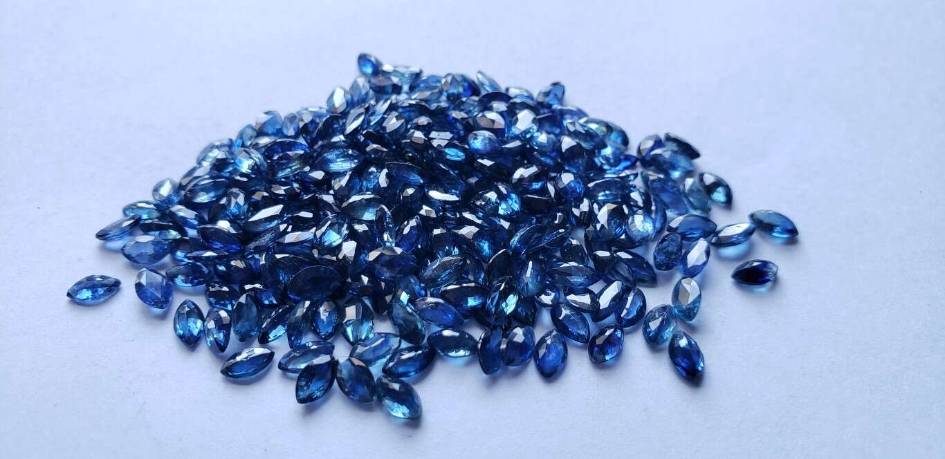 Blue Sapphire Marquise: 5mm x 3mm