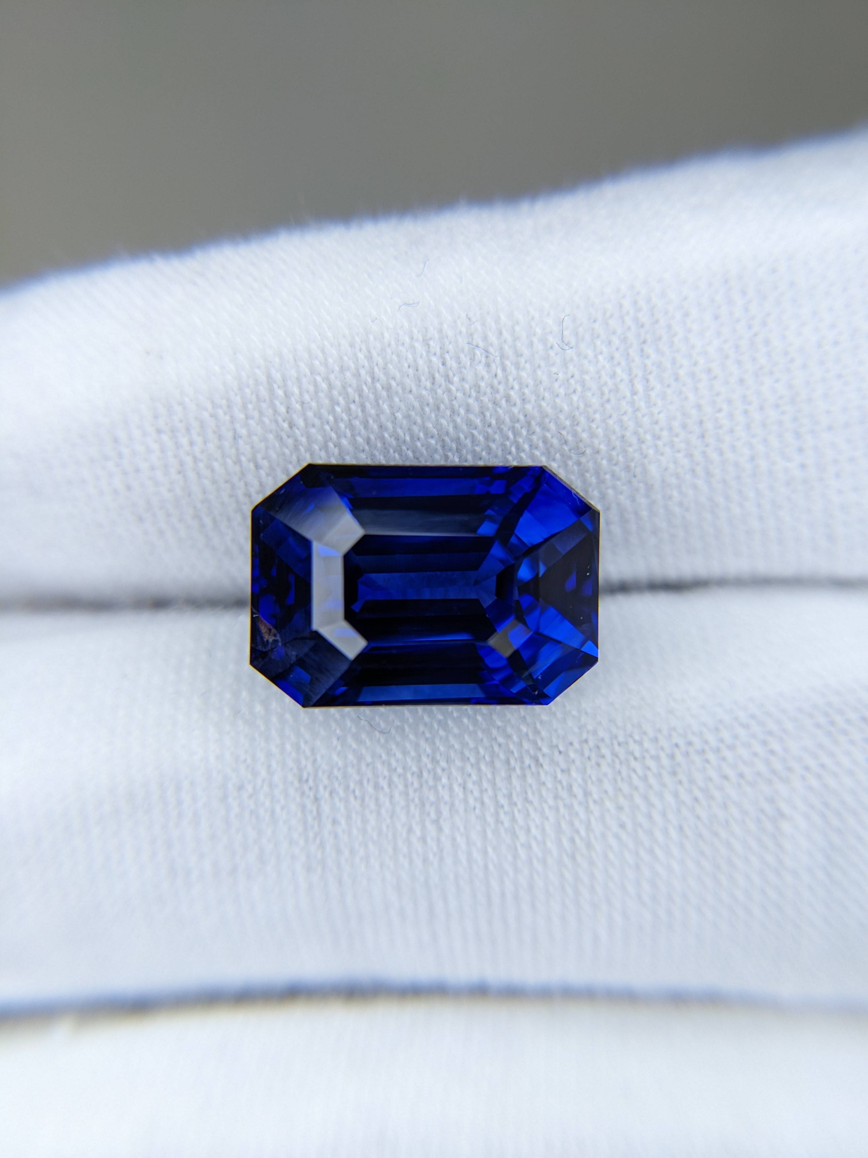 Blue Sapphire Emerald Cut: 10.94ct