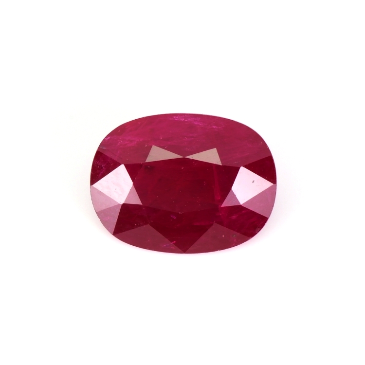 Ruby Oval: 3.94ct