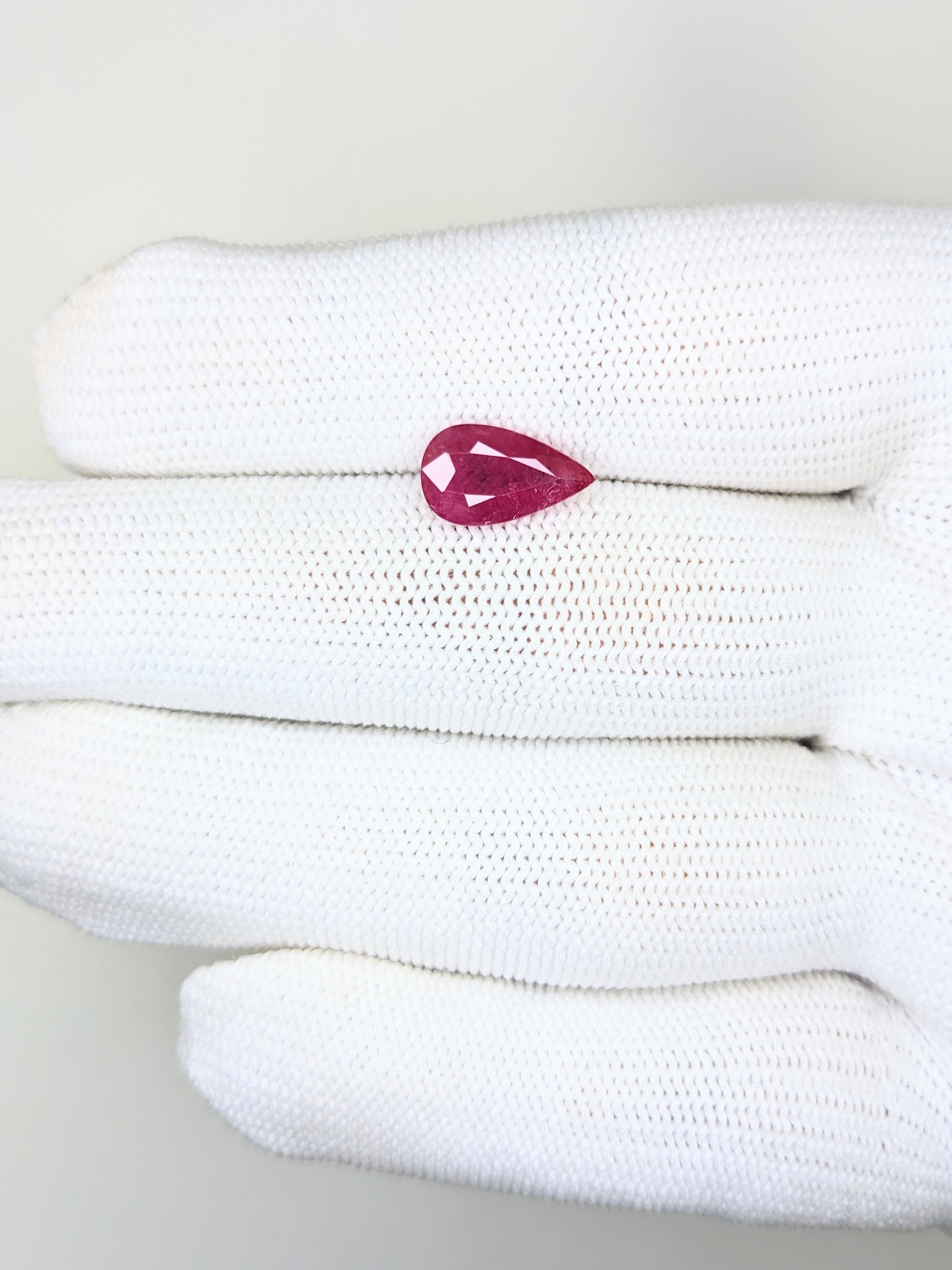 RUBY Pear: 2.49ct