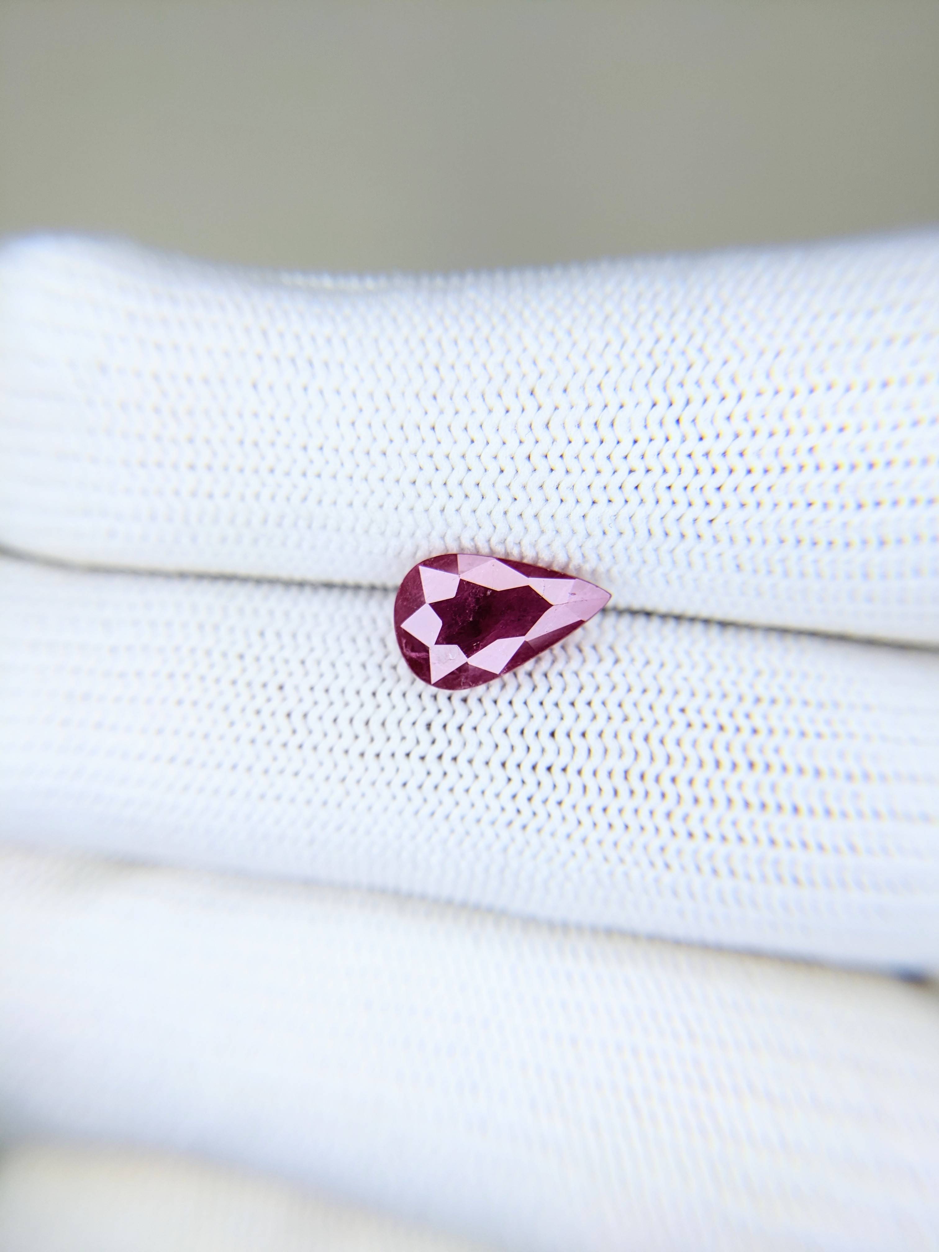RUBY Pear: 2.44ct