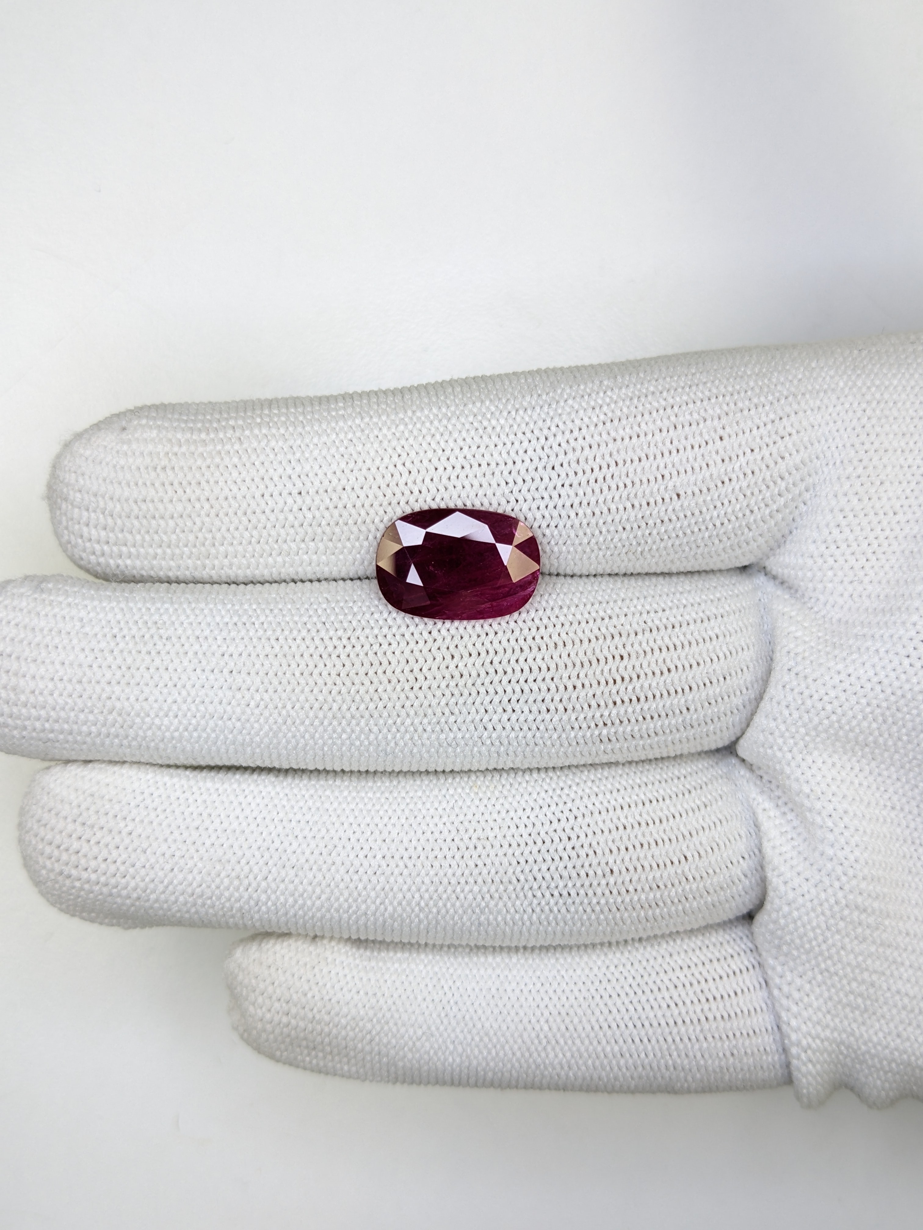 Ruby Cushion: 4.88ct