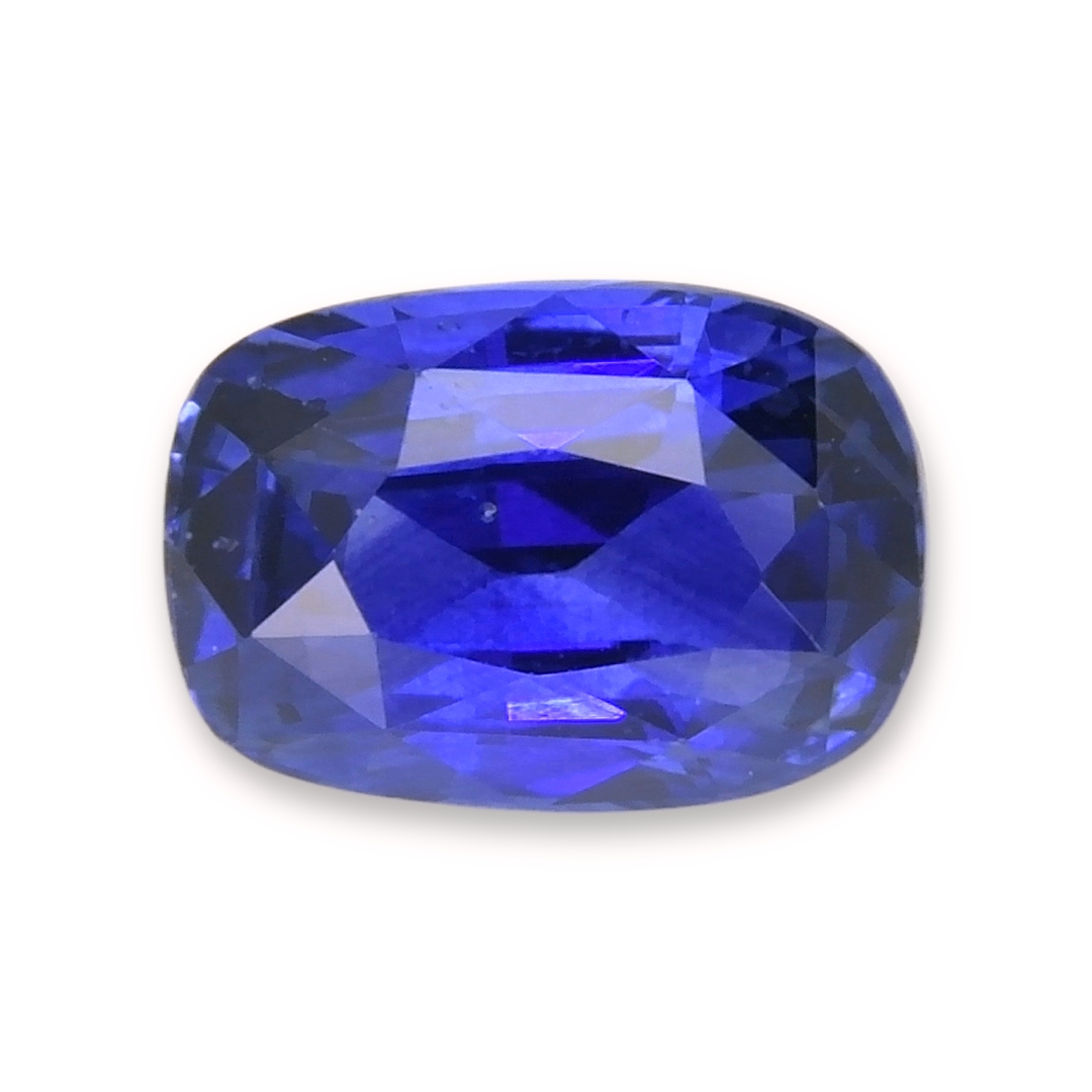 Sapphire Oval: 1.91ct