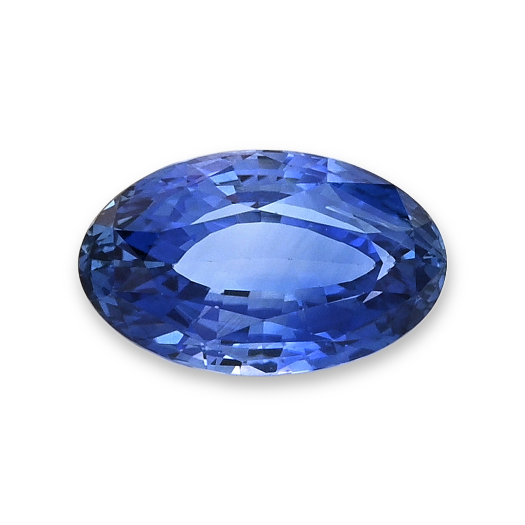Sapphire Oval: 3.15ct