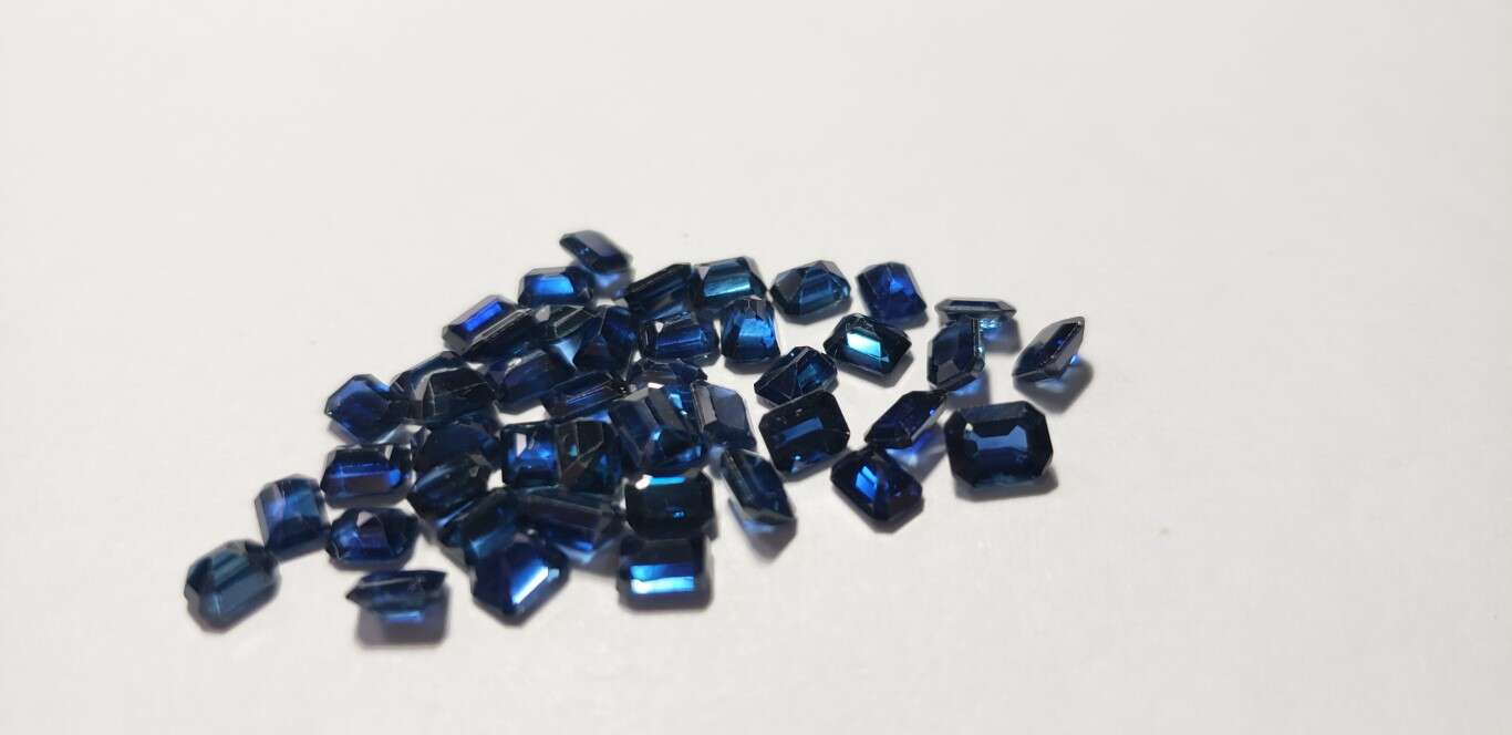Blue Sapphire Octagon: 4mm x 3mm