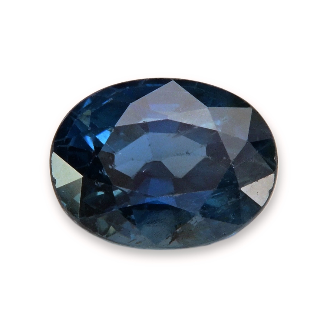 Sapphire Oval: 2.25ct