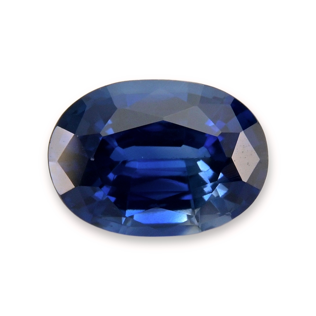 Sapphire Oval: 1.85ct
