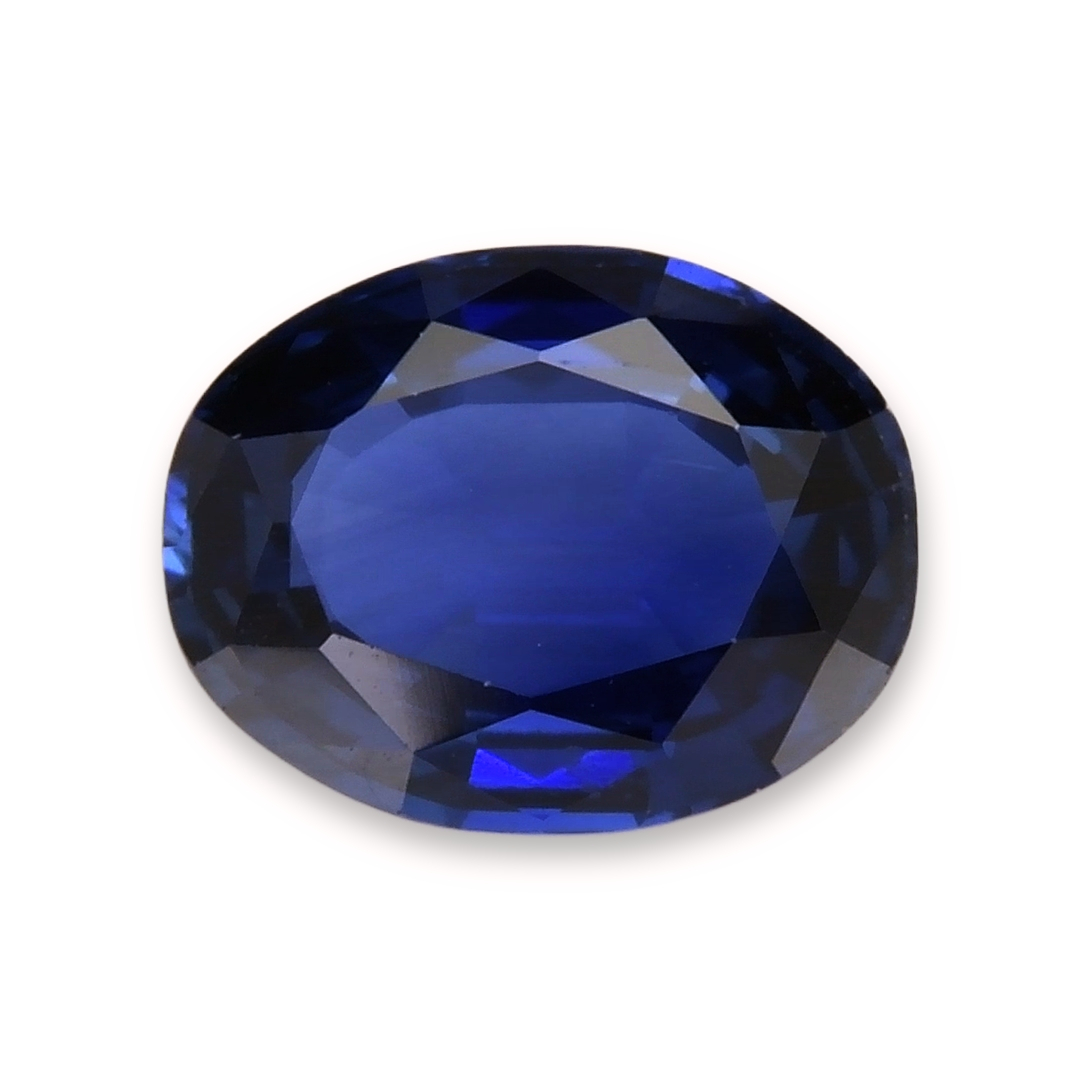 Sapphire Oval: 1.78ct