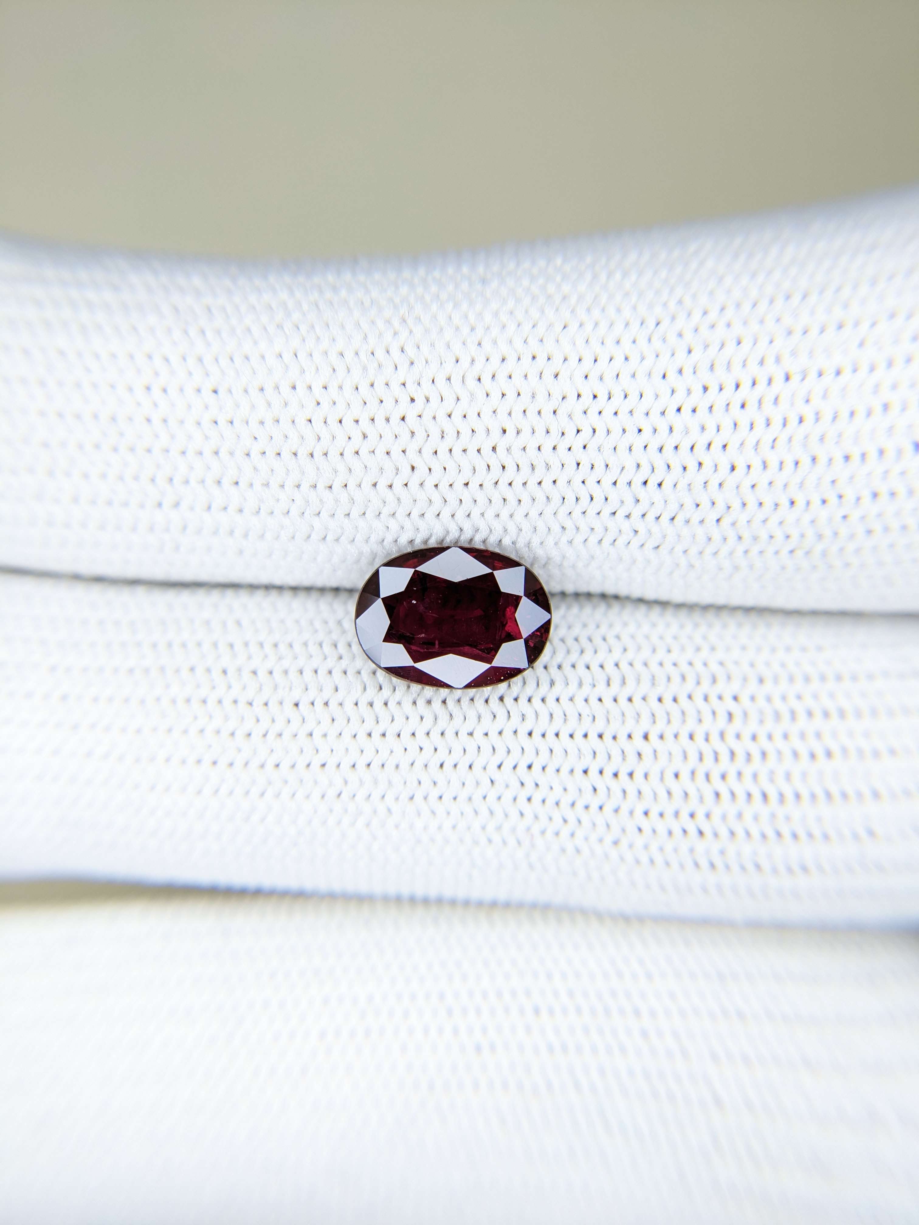 Ruby Oval: 2.98ct