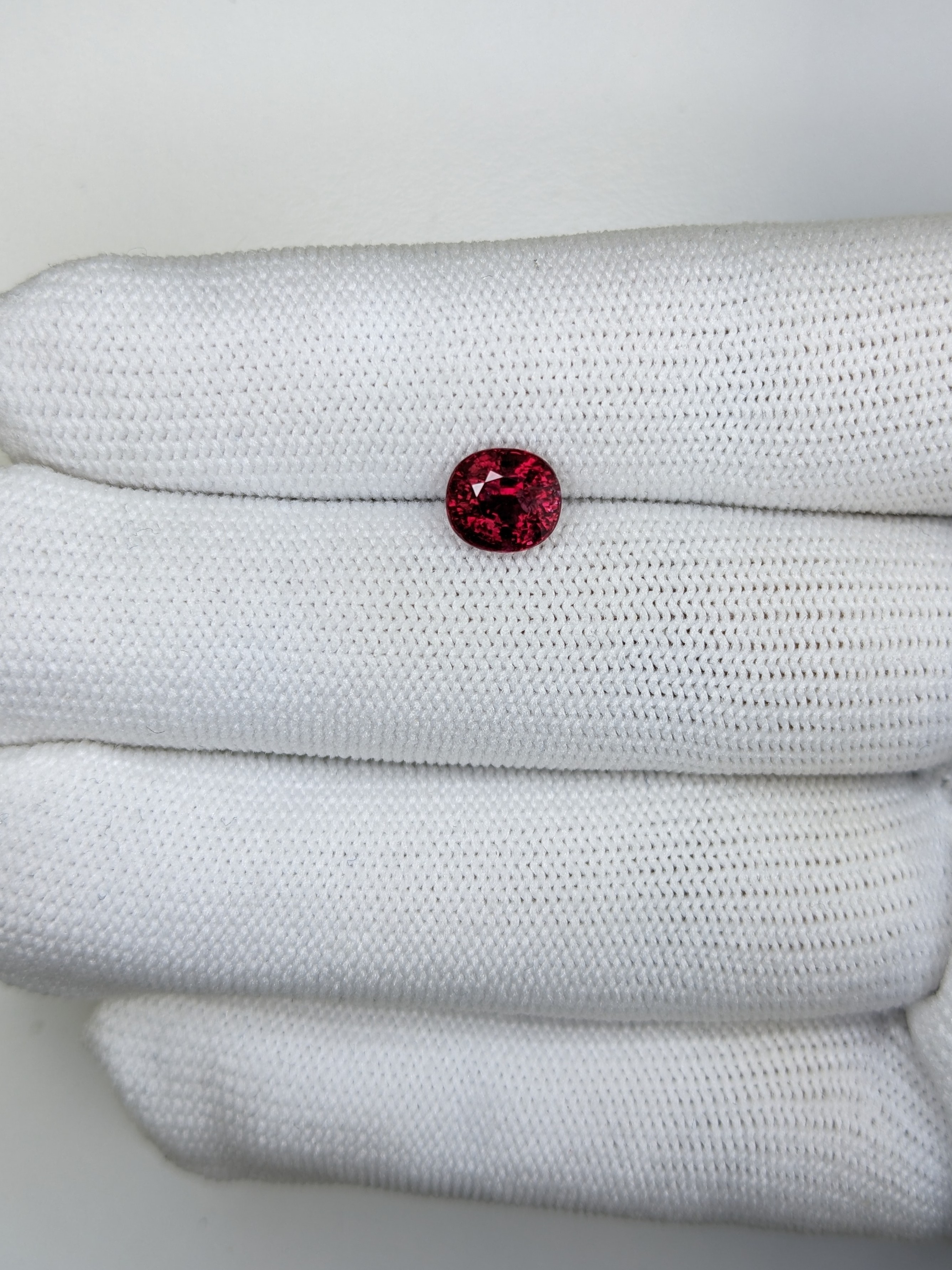 Ruby Oval: 2.01ct