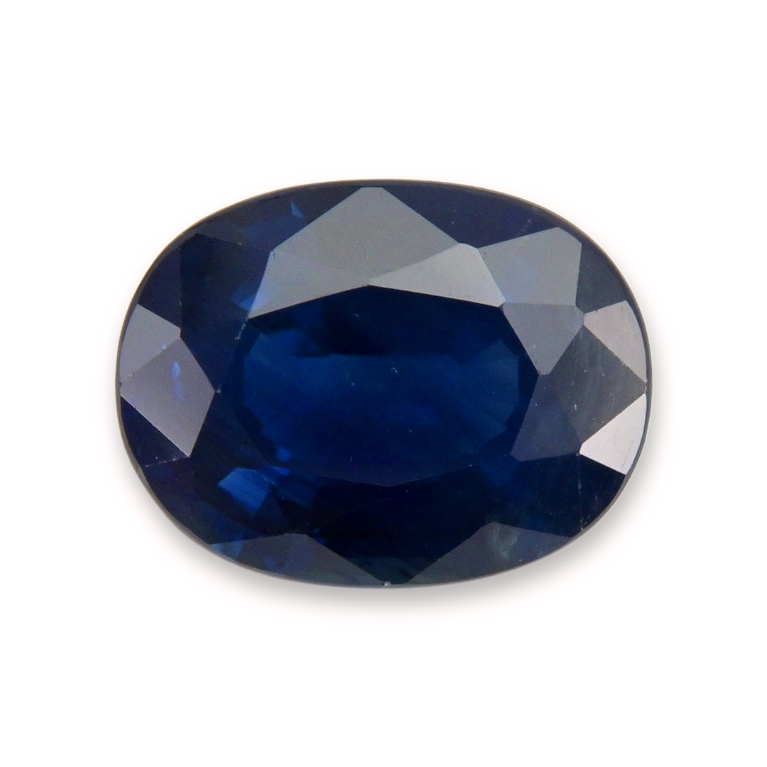 Sapphire Oval: 2.14ct