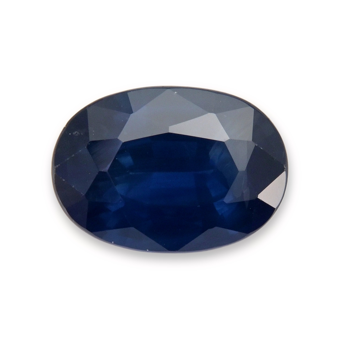 Sapphire Oval: 1.96ct