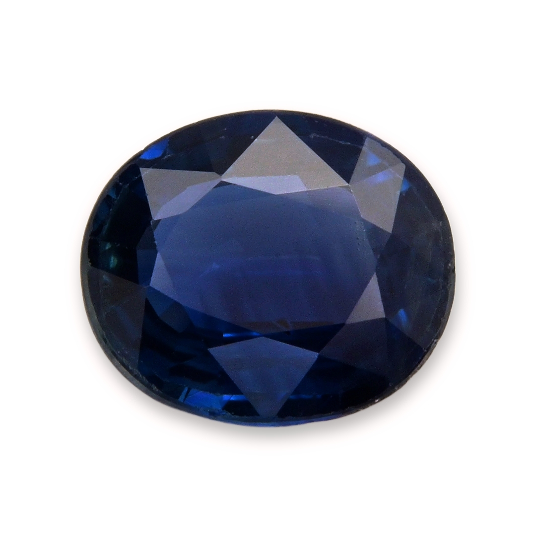 Sapphire Oval: 1.76ct