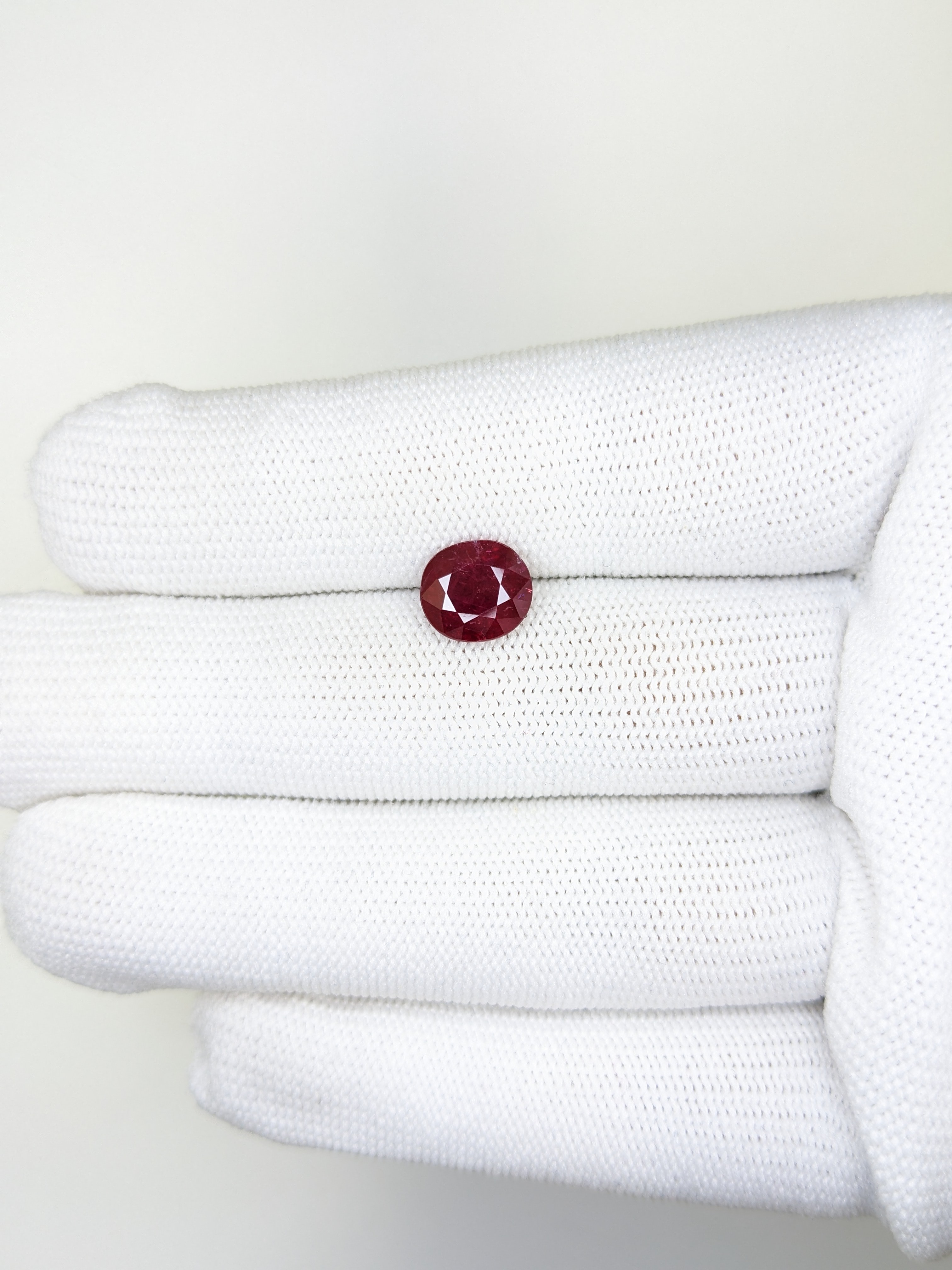 Ruby Oval: 2.68ct