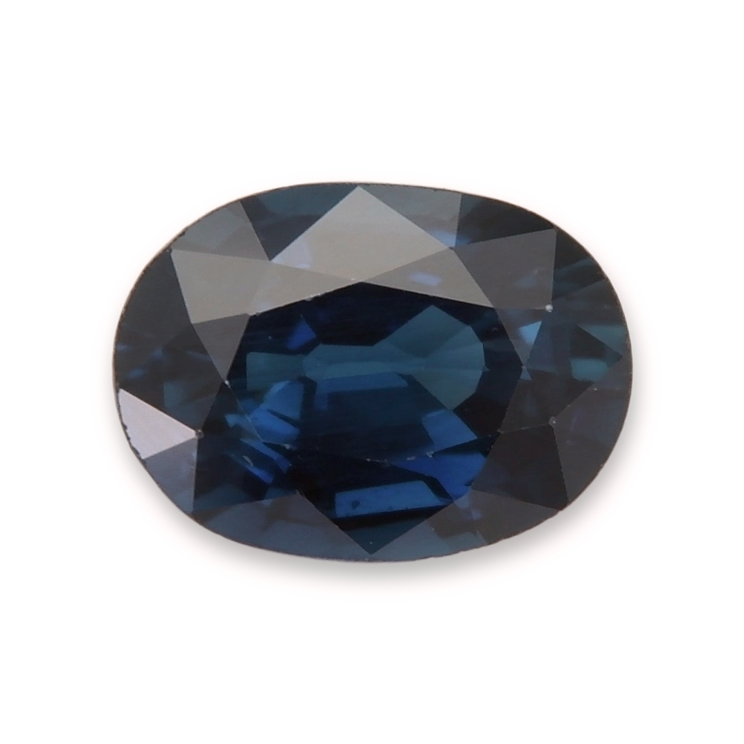 Sapphire Oval: 2.09ct