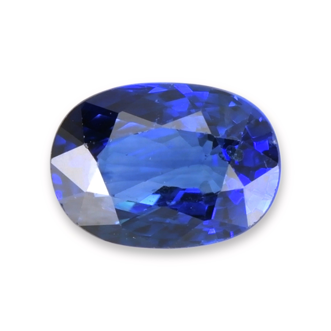 Sapphire Oval: 1.97ct