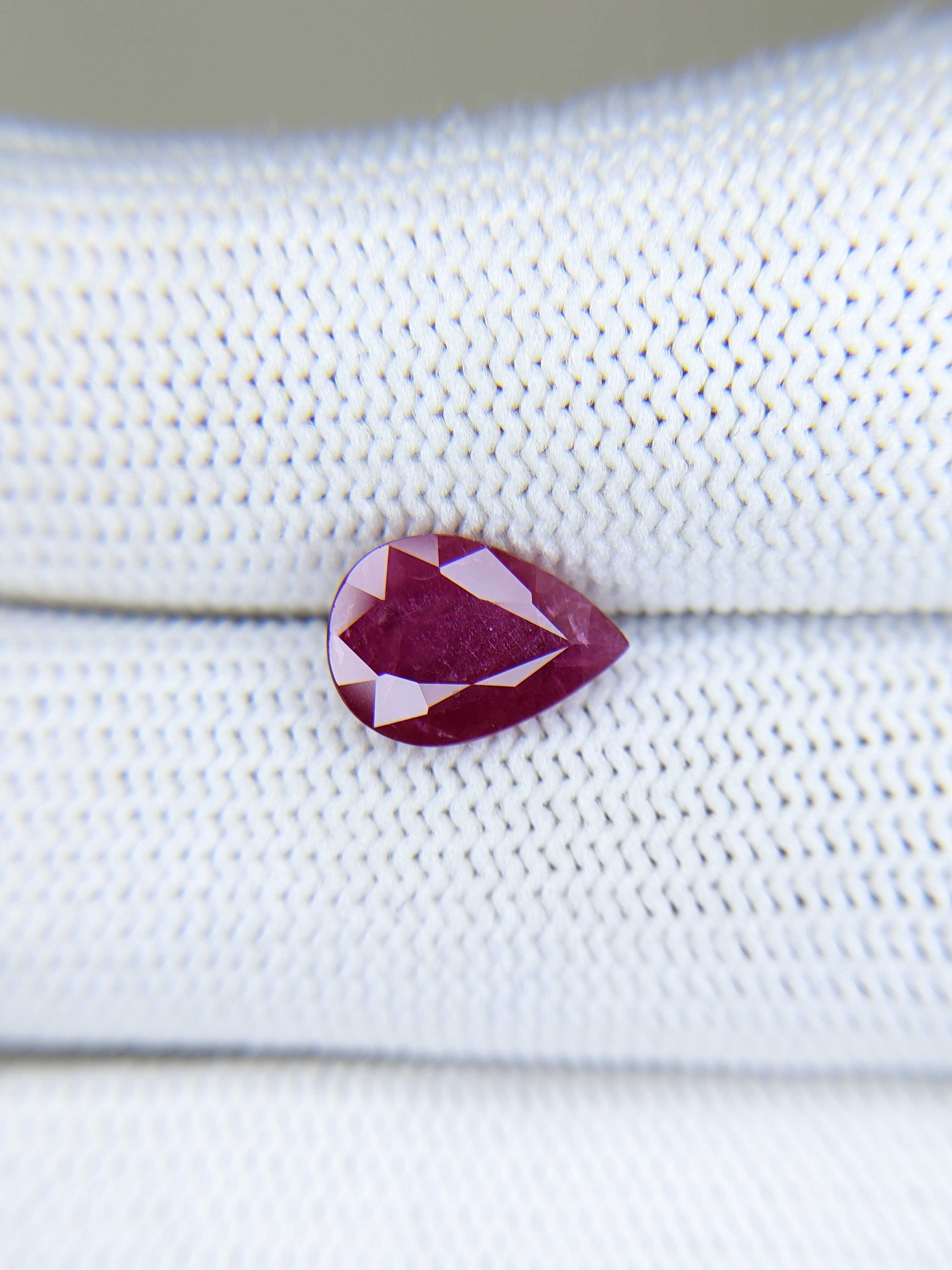 RUBY Pear: 2.32ct