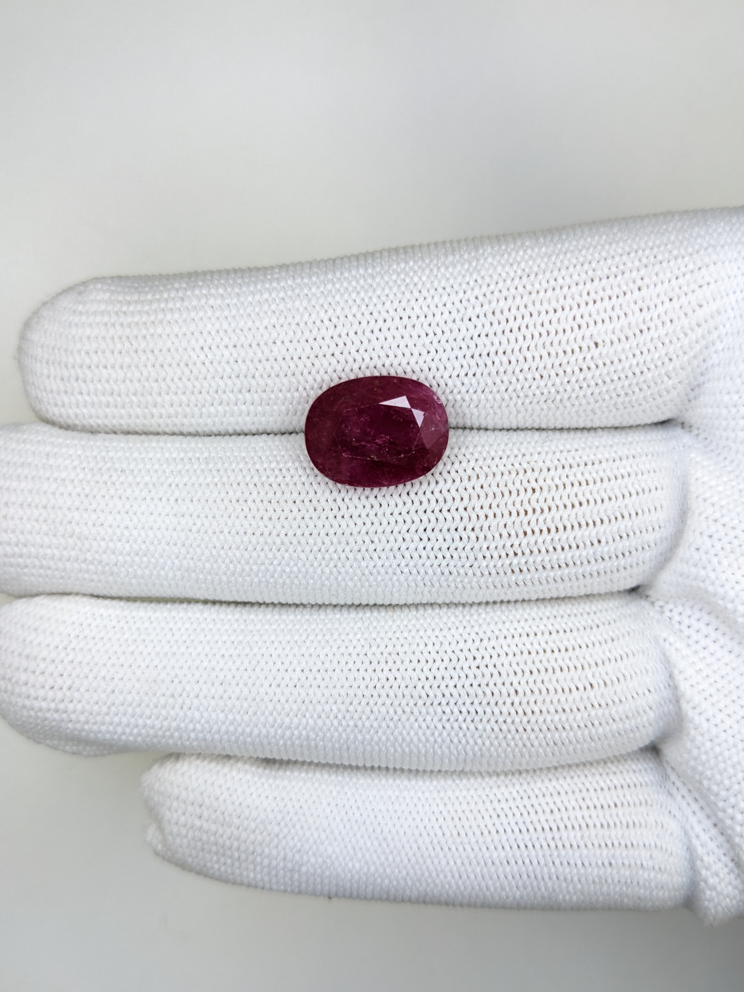 Ruby Oval: 8.42ct